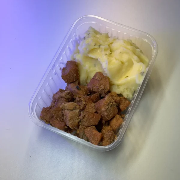 Lombo suíno com purê de batata inglesa (T8)