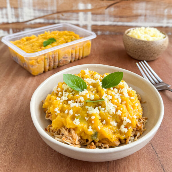 Escondidinho de abóbora cabotiá com frango desfiado e queijo mussarela (L14) - Image 3